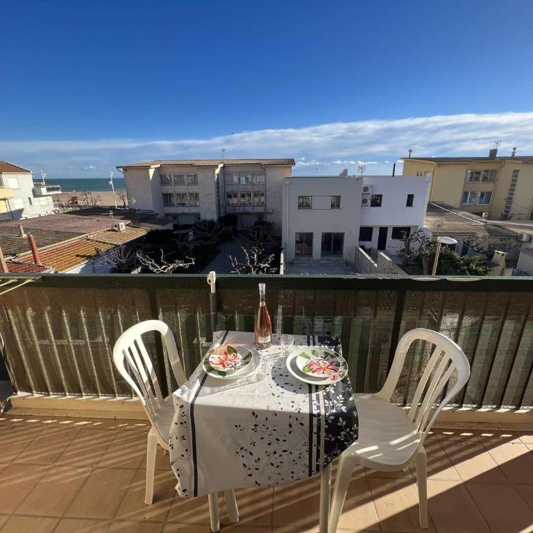 Studio abordable pour 4 personnes avec balcon près de la plage - FR-1-701-85 - Studio - 9