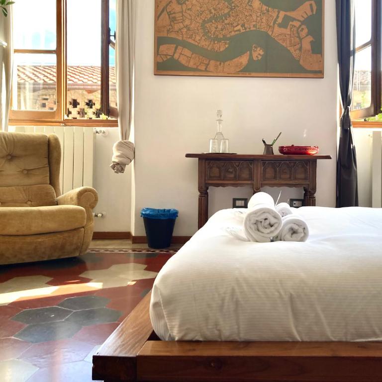 Buonocore Guesthouse - Camera Matrimoniale con Bagno Privato Esterno - 14