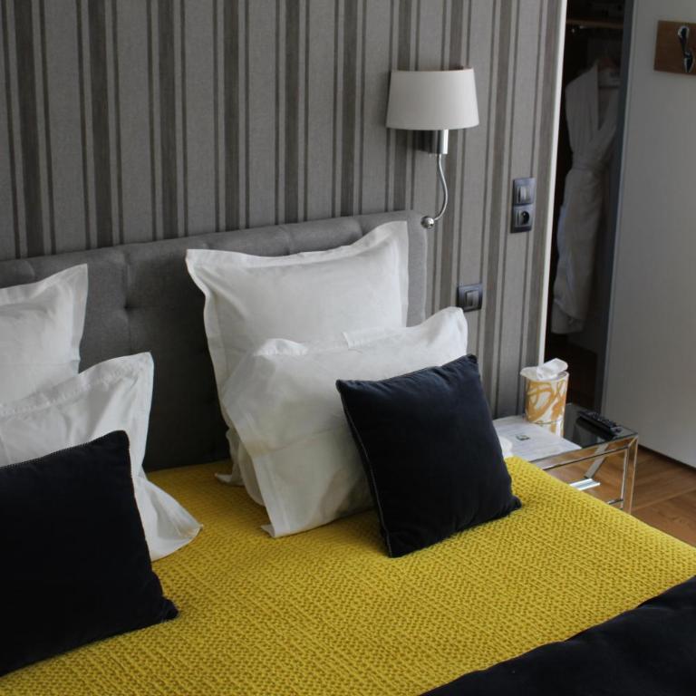 Domaine du Clos Fleuri - Spa - Chambre Double Supérieure - 1