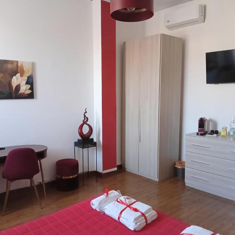 Brà Guest House - Camera Matrimoniale con Bagno Privato - 4