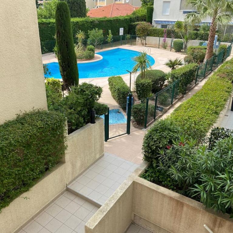 T2 lumineux 4 pers, pisc,plag 2min, park priv,wifi - Apartment mit 1 Schlafzimmer - 1