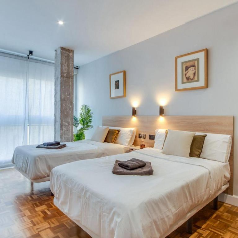 Cervantes Luxury Apartment - Apartamento de 3 dormitorios con balcón - 16