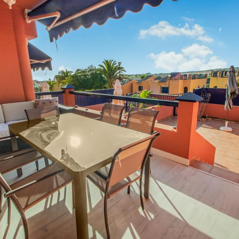 Meloneras Oceanview with Pool - Three-Bedroom Apartment - 1