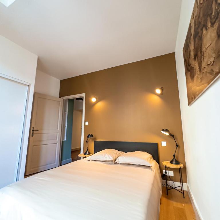 La Cité Voltaire - Three-Bedroom Apartment - 22