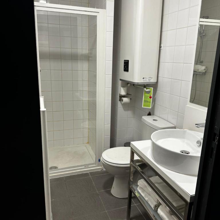 greet hotel Lille Gare Flandres - Groupe Accor - Chambre Familiale (sans Ascenseur) - 5