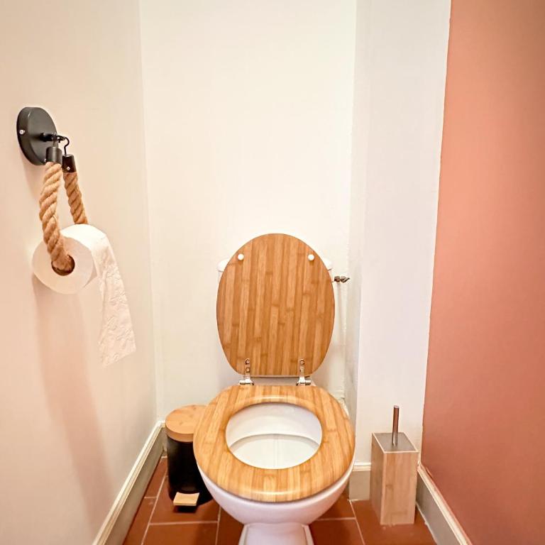La Cité Voltaire - Three-Bedroom Apartment - 26