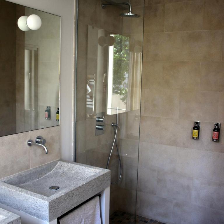 La Magnanerie de l'Isle B&B - Chambre Double - Vue sur Jardin - 7