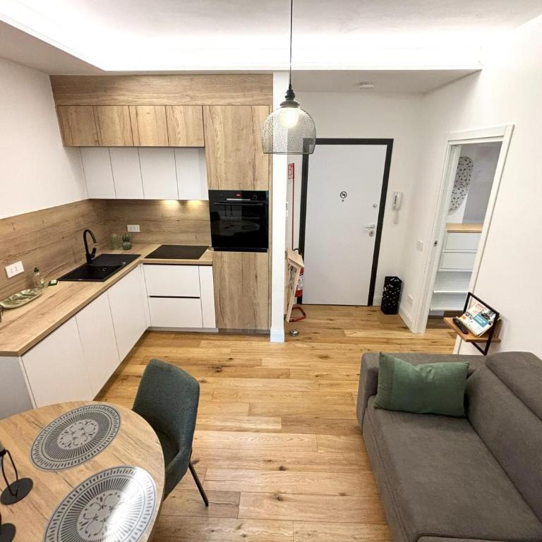 Rijeka Apartment - Appartamento con 1 Camera da Letto - 2