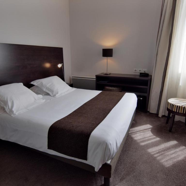 Hôtel Ronsard - Medium Double Room - 18