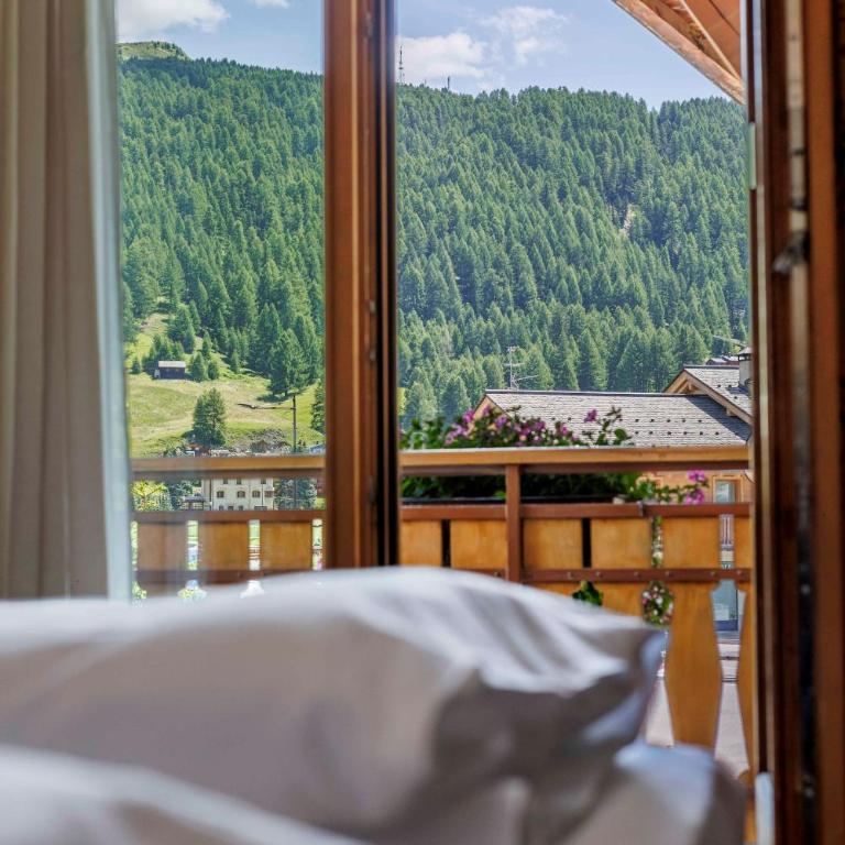 B&B Engadina - Camera Familiare con Balcone - 2