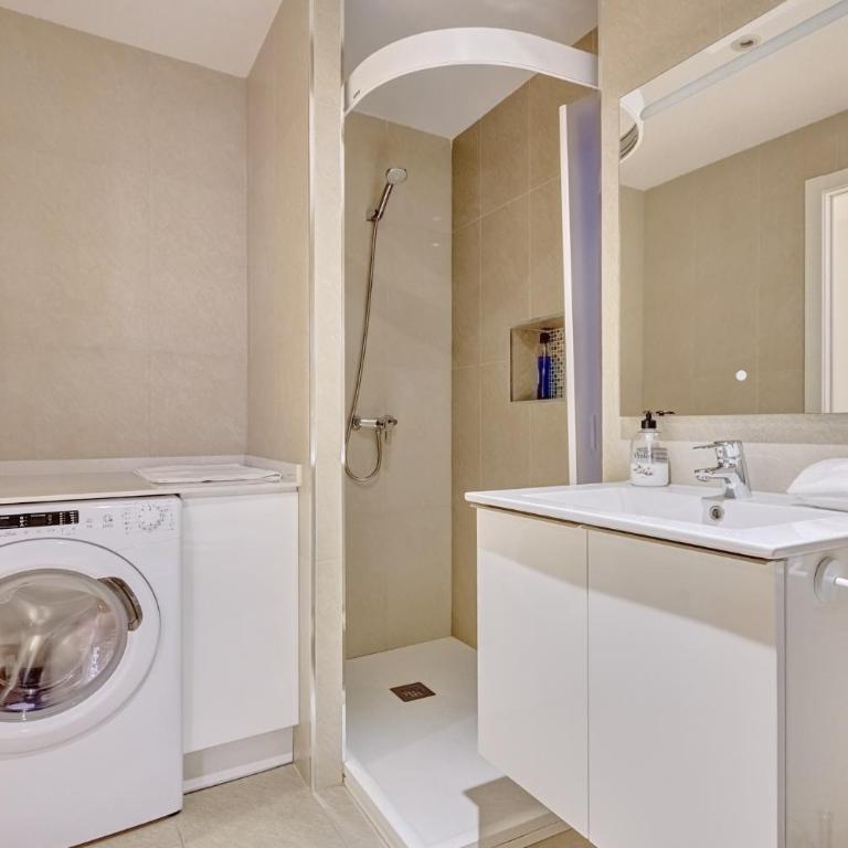 Ambigu de la concatedral by Clabao - Standard Studio - 21