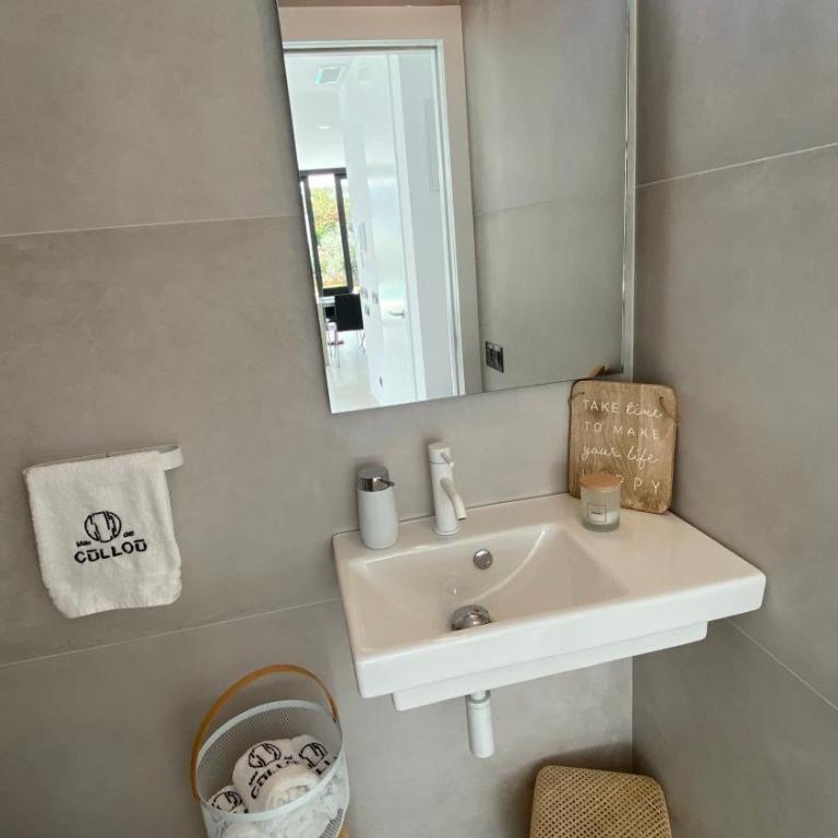 Mas del Cullou, moderne Villa in Andalusien, in der Nähe vom Meer - Apartamento de 5 dormitorios - 9