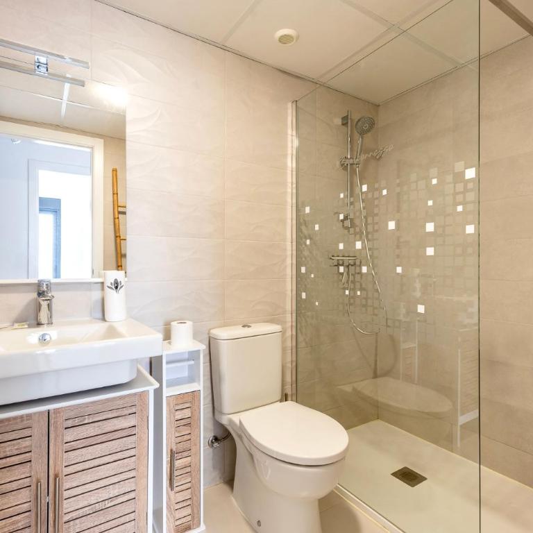 Appartement cosy avec jolie vue piscine et mer by LG Home - Apartamento de 2 dormitorios - 25