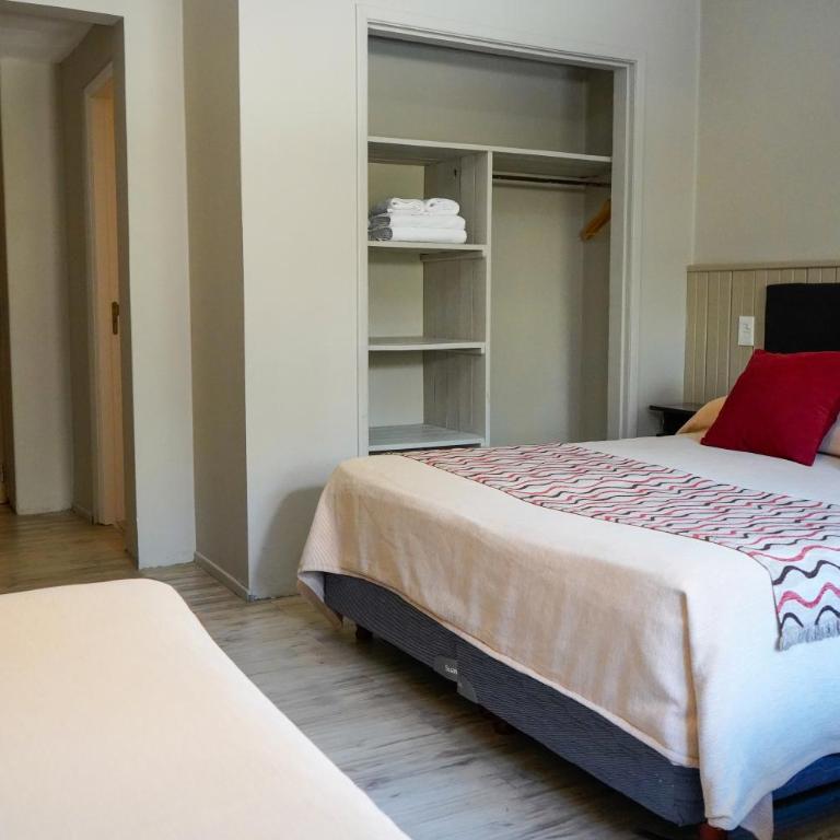 Hotel 7 Lagos - Habitación Cuádruple Estándar - 1