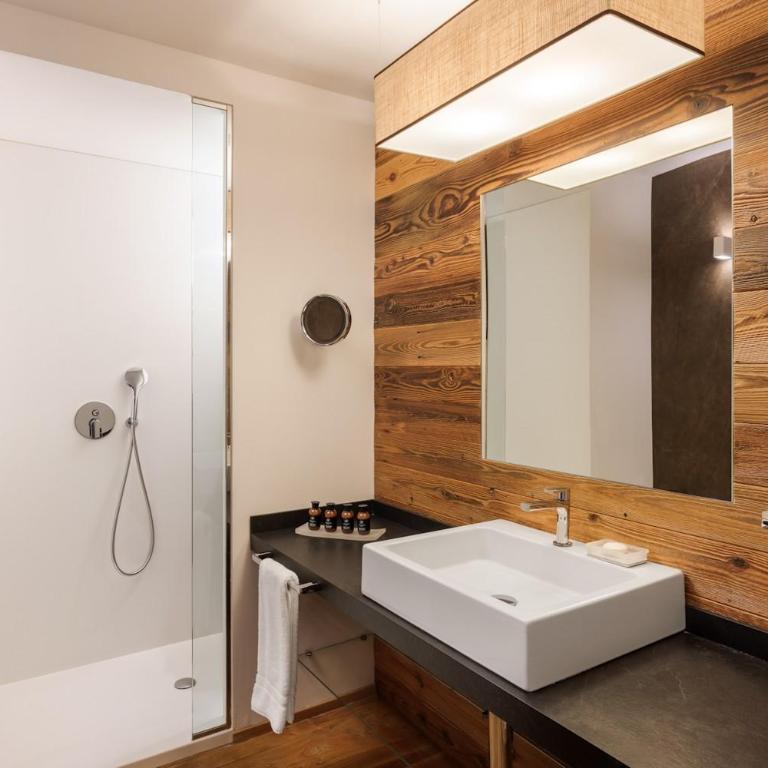 Montana Lodge & Spa, by R Collection Hotels - Camera Deluxe - 2