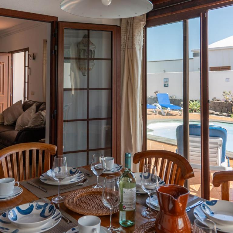 Utopia, villa 4 bedrooms, heated pool & complete privacy - Villa - 30