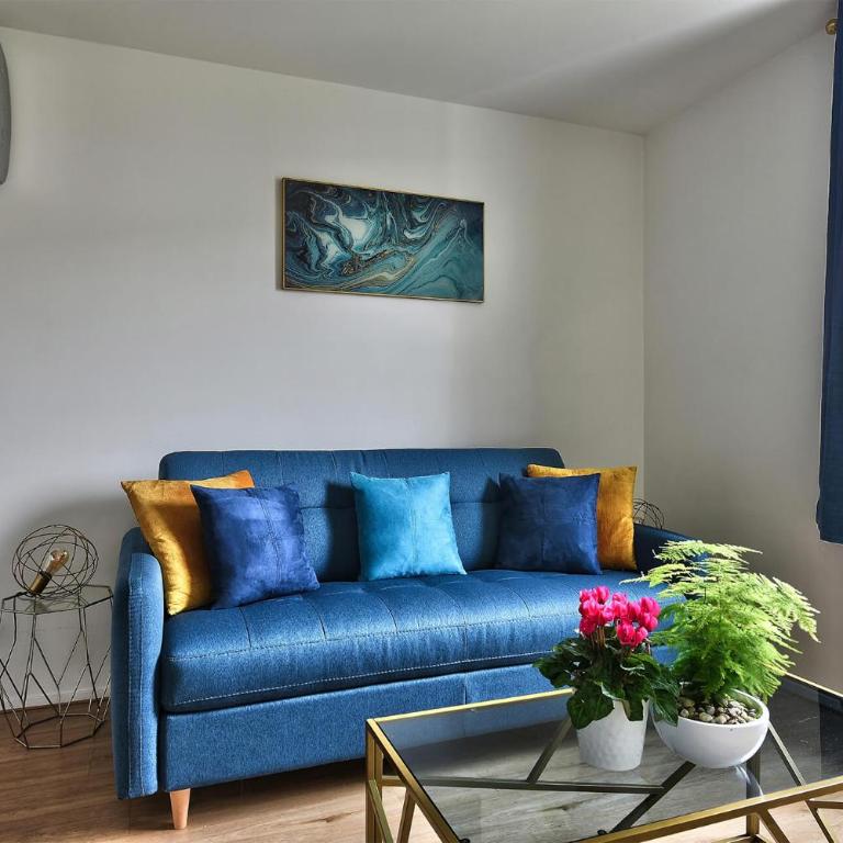 "Monplaisir", parking, espace de travail avec wifi, proximité commerces, gare, Université Lyon 3 , Tram T2, T4 et C25, idéal voyages d'affaires et tourisme - Studio - 7