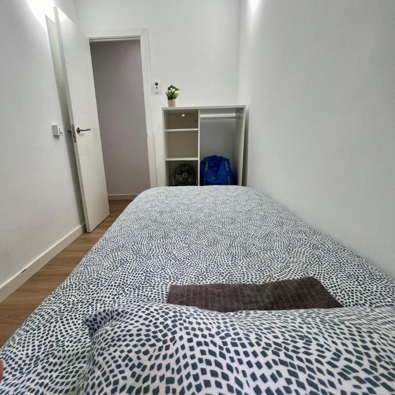 Charming and quiet apartments near Barcelona - Quiet Two-Bedroom Apartment - 10