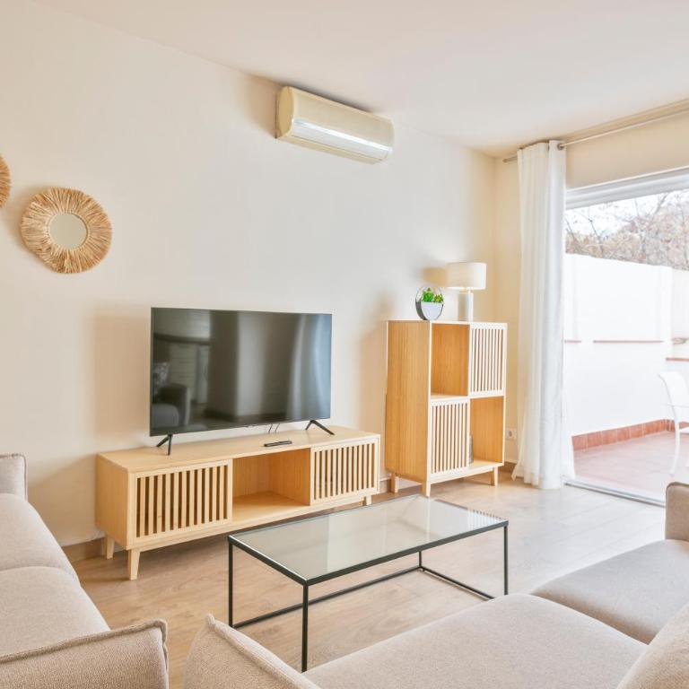 Alcam Galileu P - Three-Bedroom Apartment - 4