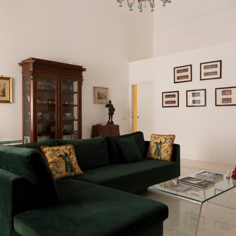 A.RI.EL luxury apartment - Two-Bedroom House - 4