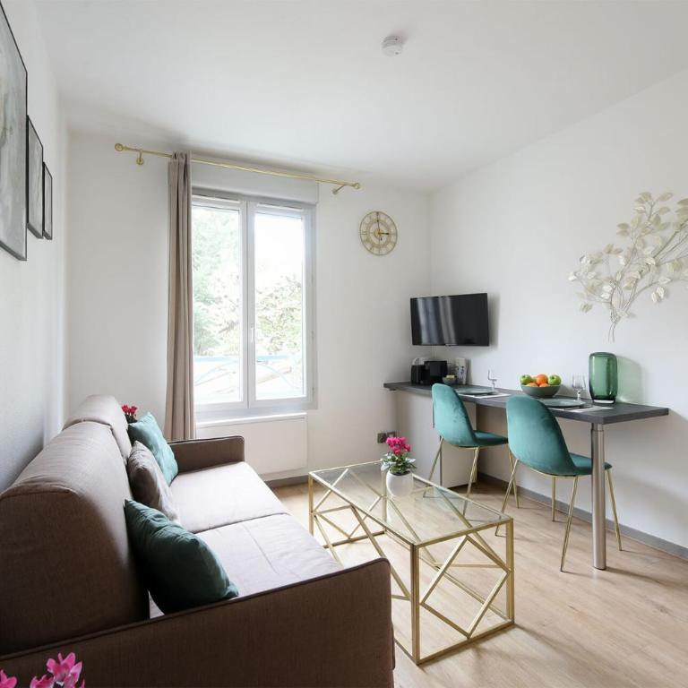 Berge du Rhône, Centre Lyon, espace de travail, tout à pied, Université Lyon 2 et Lyon 3, idéal voyage d'affaires, tourisme, loisirs - Studio - 20