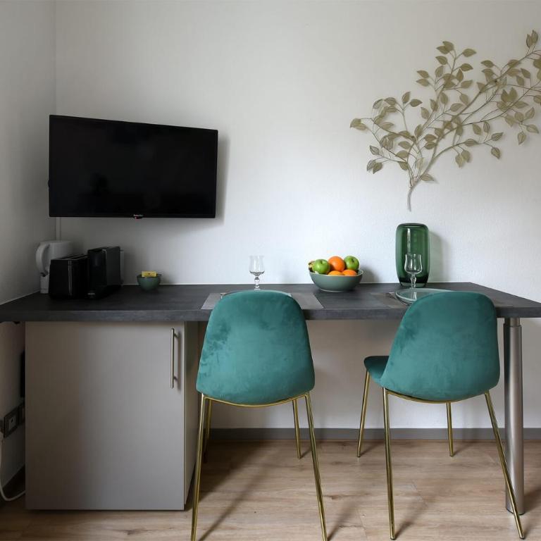 Berge du Rhône, Centre Lyon, espace de travail, tout à pied, Université Lyon 2 et Lyon 3, idéal voyage d'affaires, tourisme, loisirs - Studio - 35