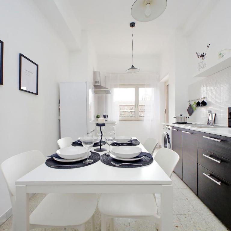 Carmens Flat by DomusDimore - Appartamento con 2 Camere da Letto - 46