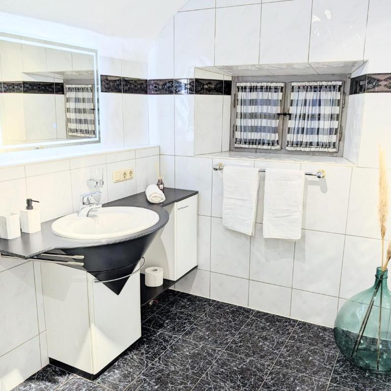 Neu! Moderner bayrischer Flair vor Pilatushaus - Deluxe Apartment - 18