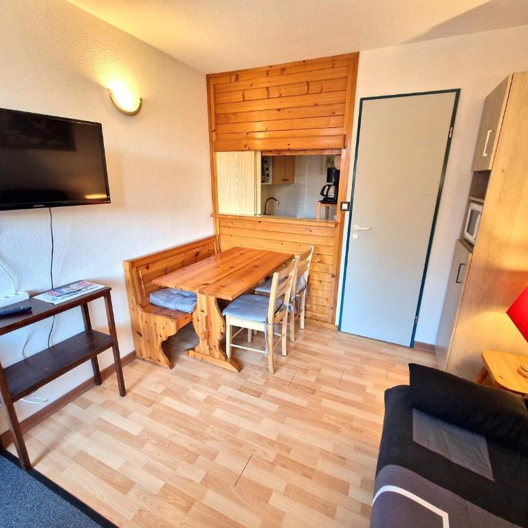 Studio confortable 4 pers au cœur de Valfréjus avec balcon - FR-1-265-353 - Estudio - 16
