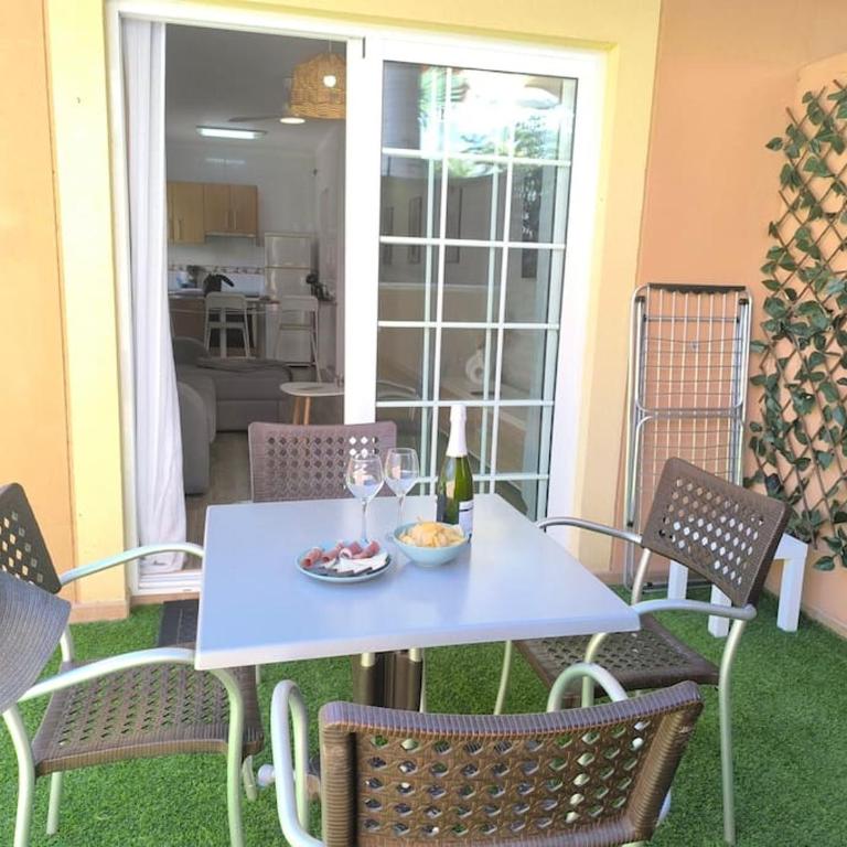 Relax Garden Palm Mar - Two-Bedroom Apartment with Terrace - 24