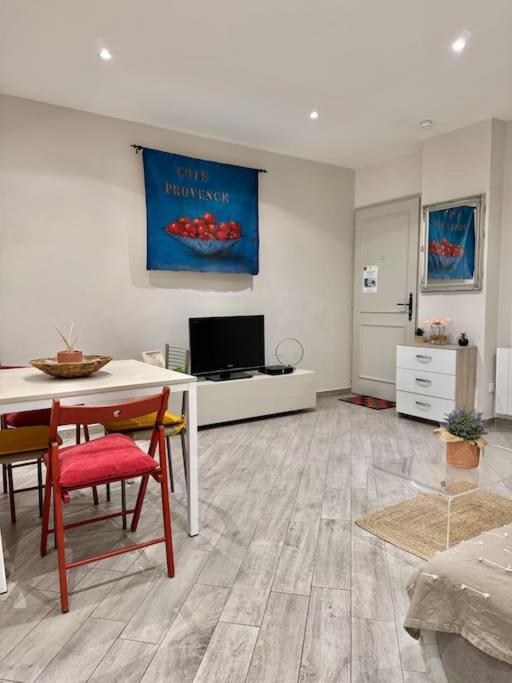 Le Palmero Centre ville, plage, clim - Apartment mit 1 Schlafzimmer - 7