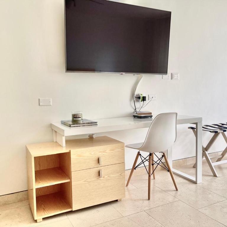 Modern Comfort - Spacious 2BR in Walled City - Apartamento de 2 dormitorios - 8