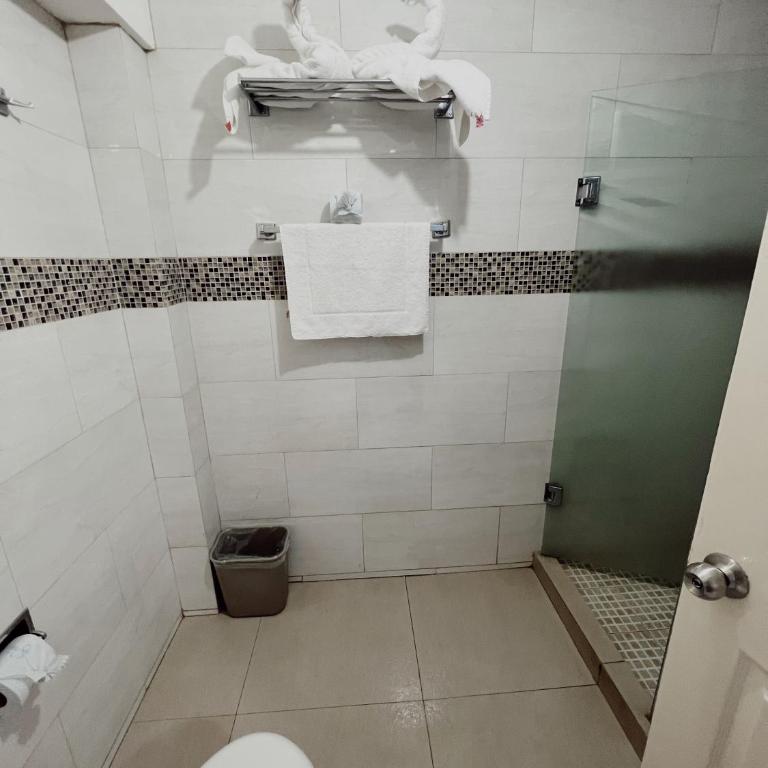 Hotel Playa Marina - Suite - 11