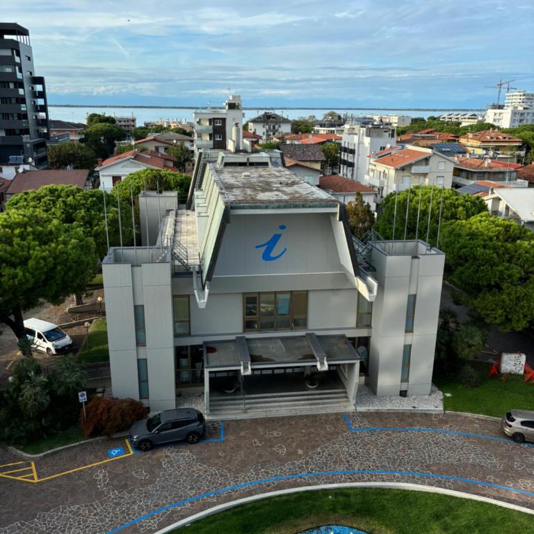 FabFour - Piazza Fontana - Appartamento con 2 Camere da Letto - 33