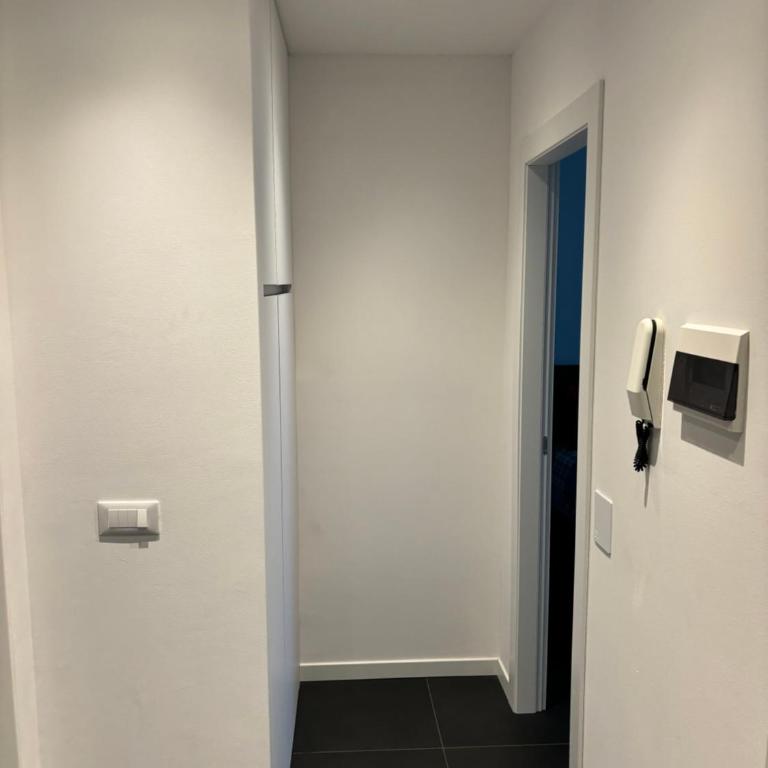 FabFour - Piazza Fontana - Appartamento con 2 Camere da Letto - 29