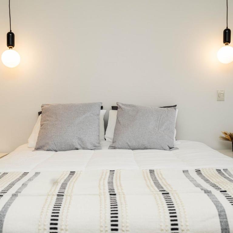 Spacious apartment with Style and Natural Light - One-Bedroom Apartment - 9