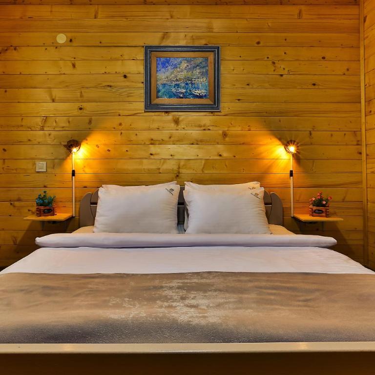 Garni Hotel Elite Resort - Superior Dvokrevetna Soba sa Bračnim Krevetom - 1