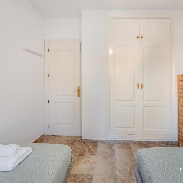 Apartment Castillo by Beach Sea View - Two-Bedroom Apartment - 17