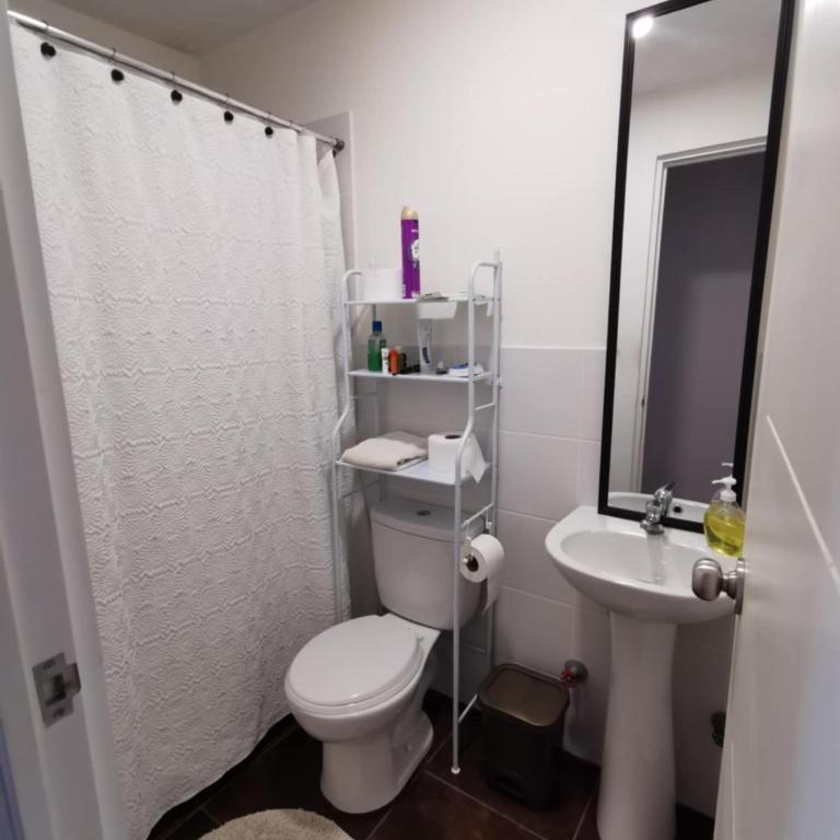 Alquiler de Habitación Privada en Departamento Moderno y Compartido en Santiago de Surco - Single Room with Private Bathroom - 4
