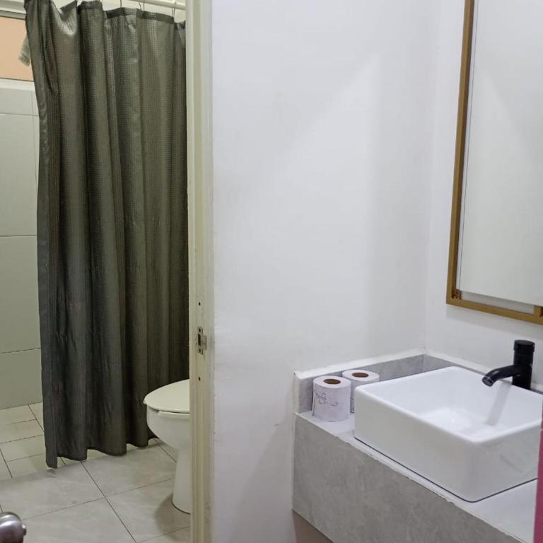 Unidades Privadas con AC-TV-WiFi y Estacionamiento en Centro de MTY - Twin Room - 6