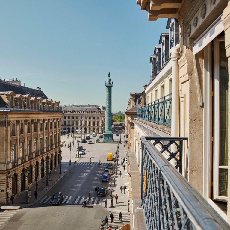 Park Hyatt Paris - Vendôme - King Room with Paix View - 6