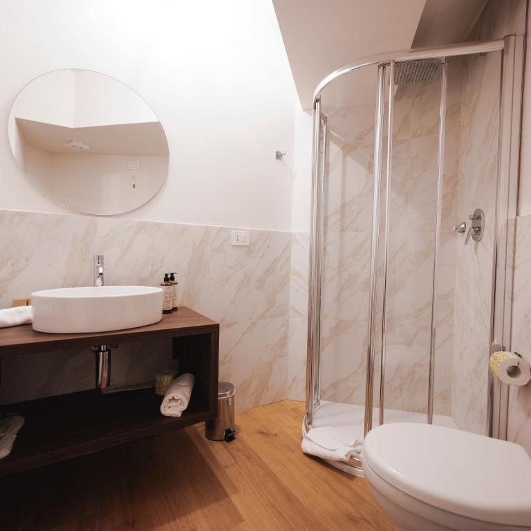 Carlo Felice Boutique Hotel - Camera Matrimoniale Deluxe - 25