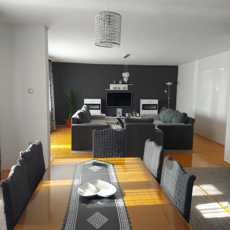 Apartmani" Irina 2" Pale - Two-Bedroom Apartment with Balcony - 16
