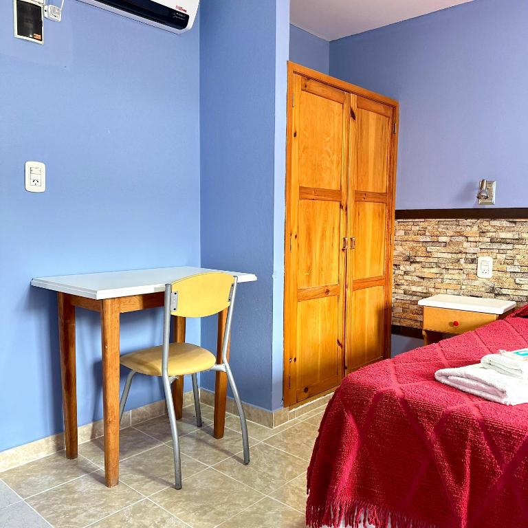 Hosteria Los 2 Pinos - Habitación Doble - 2 camas - 5