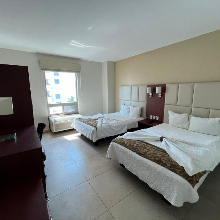 Hotel Ave Inn Mazatlán - Double Room with Mountain View - 5