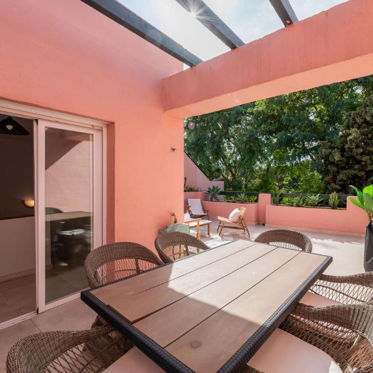 Fantastico Atico duplex en primera linea de golf - Three-Bedroom Apartment - 65