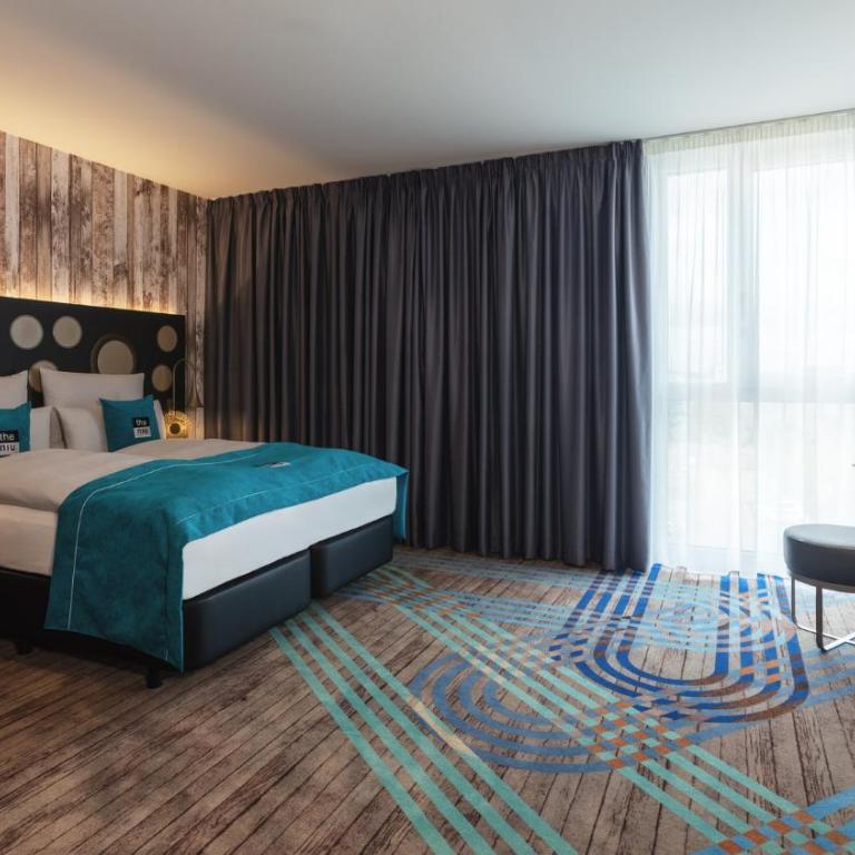 Holiday Inn - the niu, Brass Munich Olympiapark by IHG - Premium Queen Room - 7