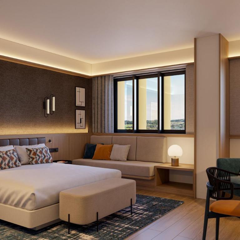 Four Points by Sheraton Barcelona Airport - Superior King Room with Sofa Bed and City View - 9