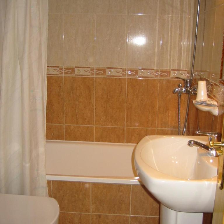 Hostal Maribel - Habitación Triple - 9