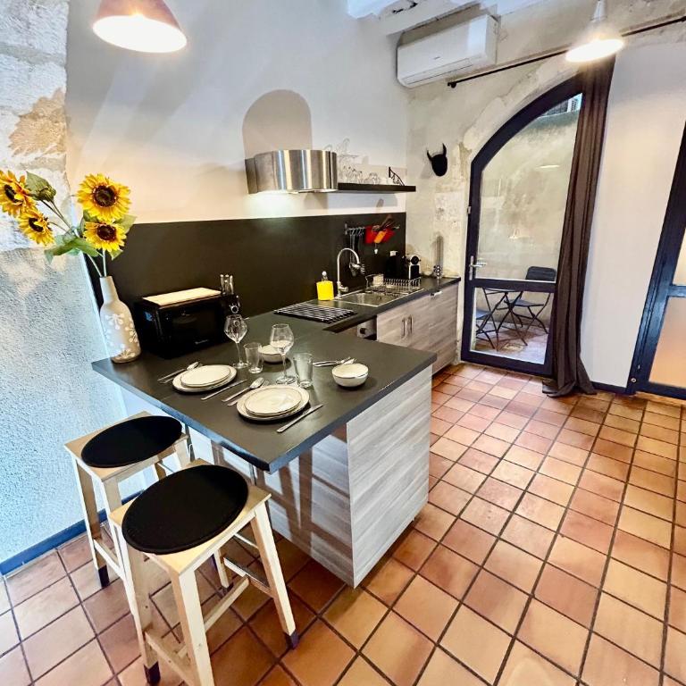Studio Vernon - One-Bedroom Apartment - 13